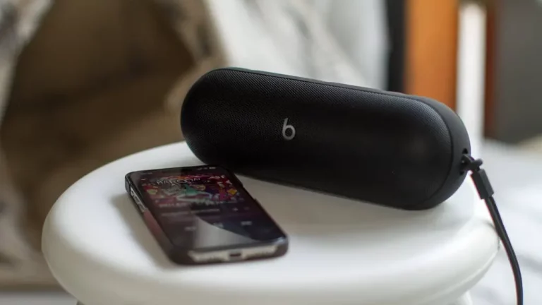 Review of Beats Pill 2024 – The Iconic Speaker Makes a Comeback!